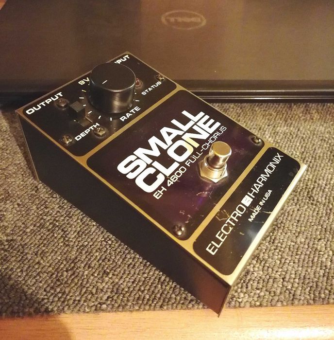Electro Harmonix Small Clone Chorus gitara bas - starsza wersja