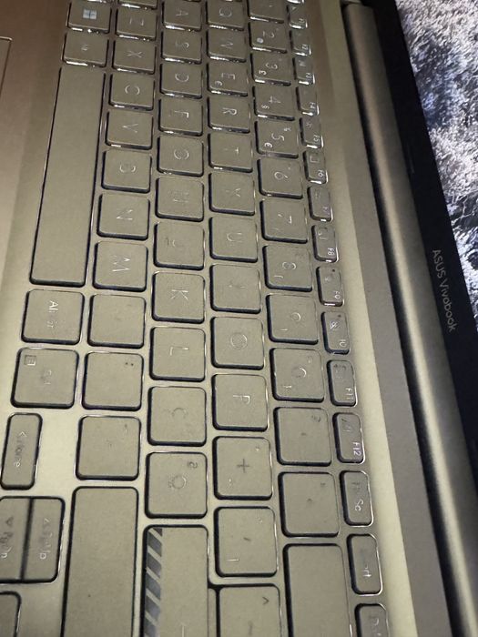 ASUS  I7 4,7GHZ 24GB DISCO SSD M2  512GB ECRA 16P