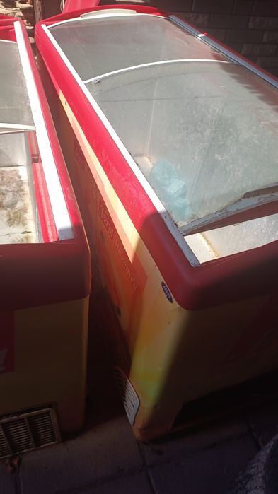 Продам корпус морозильної камери