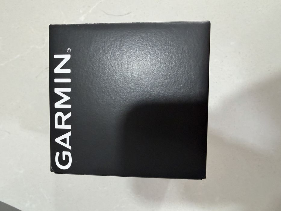 Garmin Venu 4 (41mm) Smartwatch - Silver