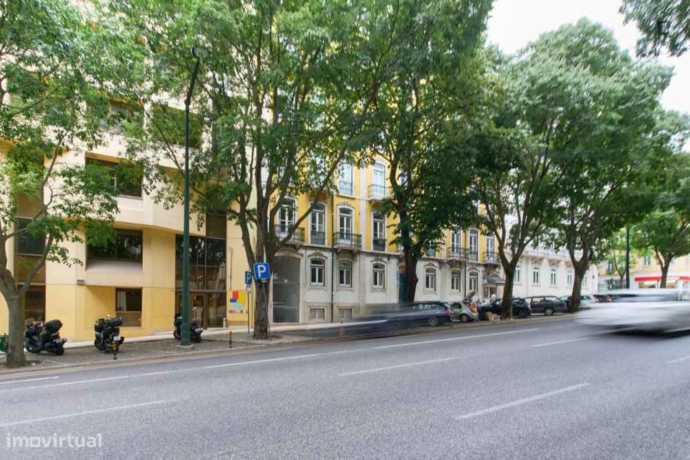 Quarto - localizado em Avenida da Liberdade Lisbon