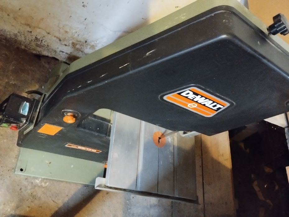Piła DeWalt  BS 1310