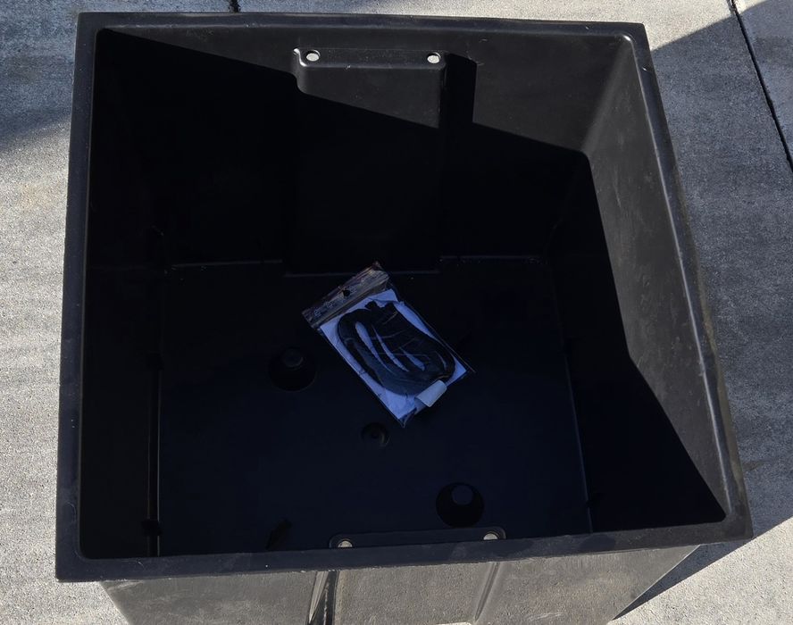 Wkład plastikowy do donicy