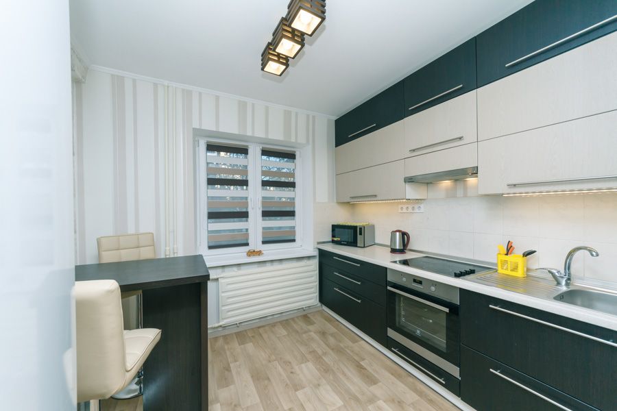 ПОЧАСОВО ТЦ "Oasis" метро "Героев Днепра"1-мин ходьбы. пр.Оболонский43