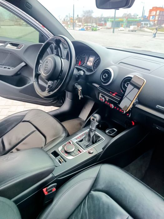 Audi A3 2.0 tfci quattro 2015г.