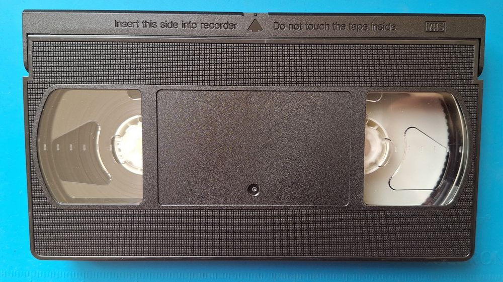 Convert cassetes VHS /  VHS-c /  Vídeo 8 para formato digital