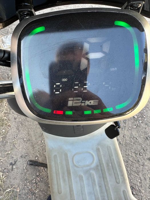 Електроскутер BILLGARY 83 600W/60V/20Ah