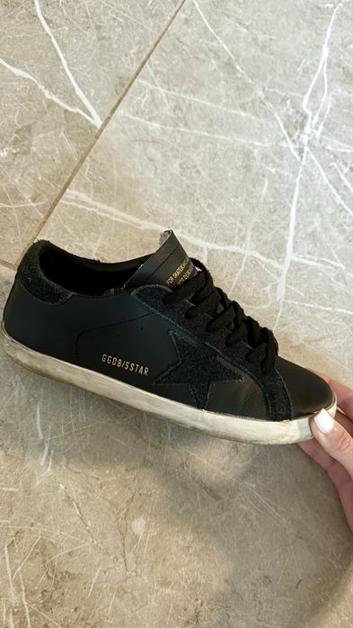 Golden goose чорні
