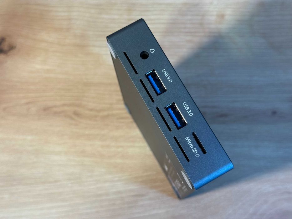 Mini komputer z ekranem dotykowym Intel 256 GB / 16 GB RAM + GW 12 msc