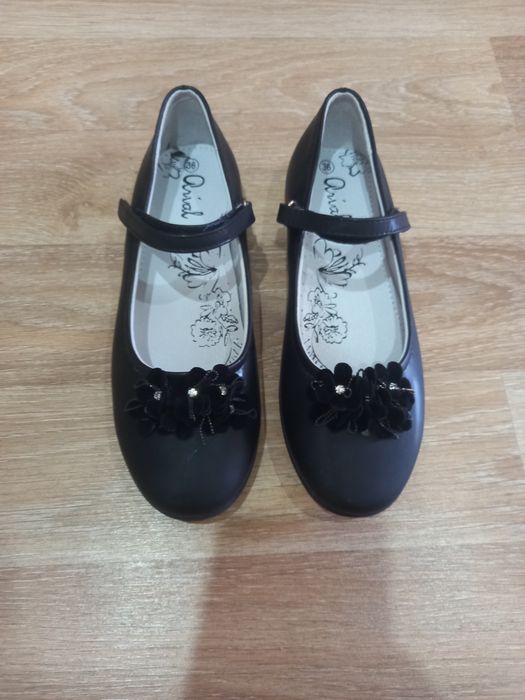 Подростковые туфли для девочки