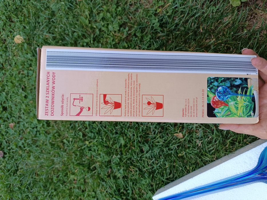 Szklane kule nawadniające, dozownik wody