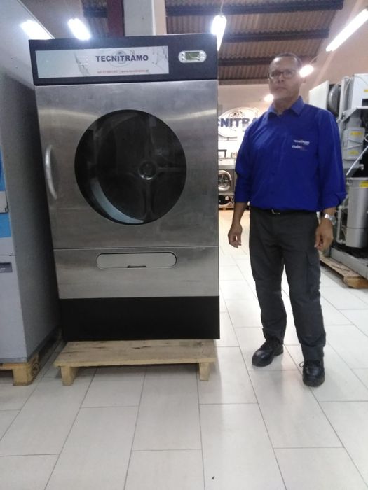 Máquina de secar industrial 25kg Self service