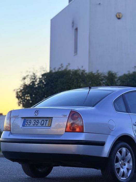 Vw Passat 1.9 Pd130 Nacional Caixa de 6v apenas um Proprietário