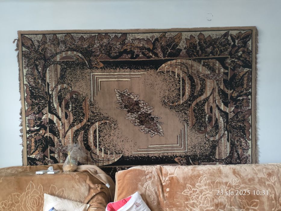 Dwa duże dywany wymiary 2x3 metry 100 zł sztuka