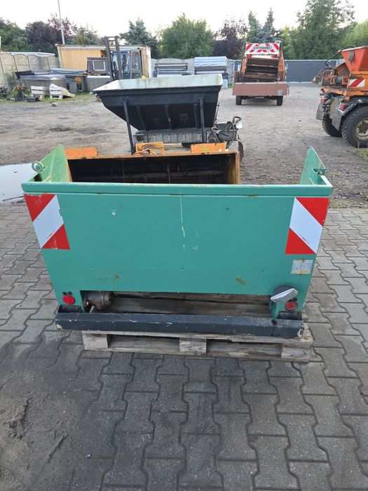 Epoke piaskarka posypywarka solarka multicar tremo hansa boki zaburtowa chodniki akcja zima