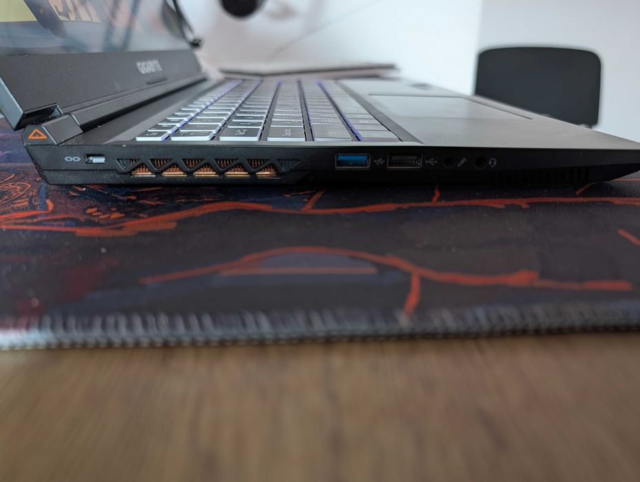 Gaming Laptop Gigabyte G5 KF RTX 4060 intel |5-12500H|32GB RAM|Honeywell