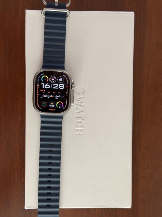 Apple Watch Ultra 2 49mm Titanium