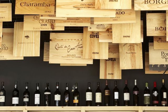 Marcas de vinhos diversos gravados em madeira!