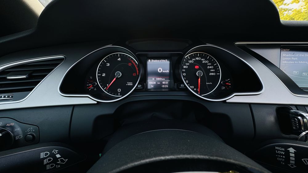 Audi A5 2.0 TDI Cabrio S-Line / Nacional