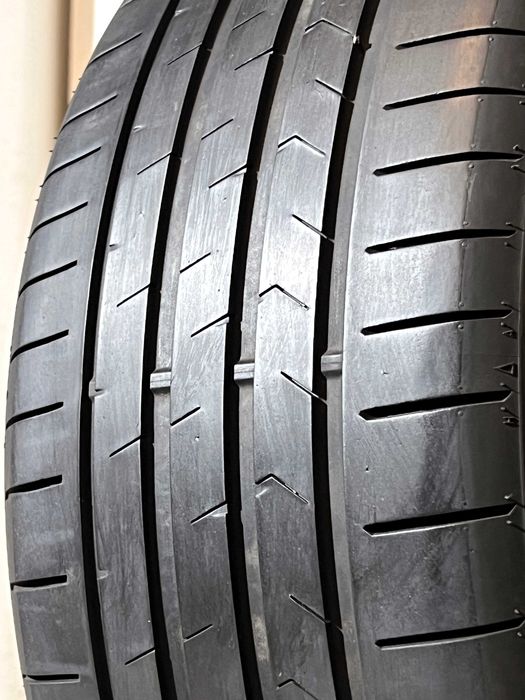 Pneus Aplus A610 - 215/40/18 - Muito Bons