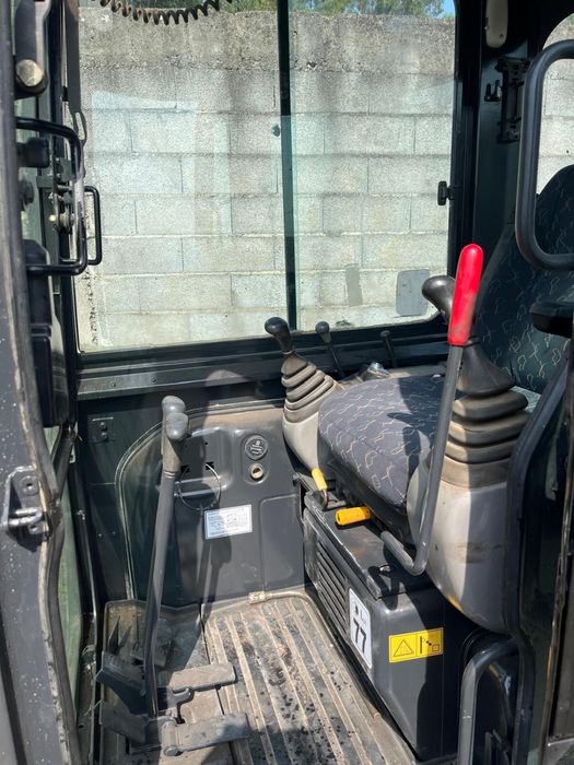 Mini giratória New Holland 22.2-SR