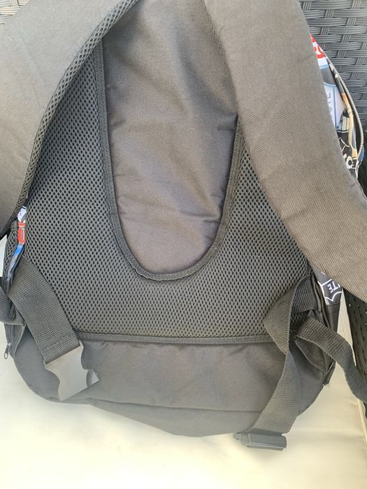 Mochila escolar . Marca Campro