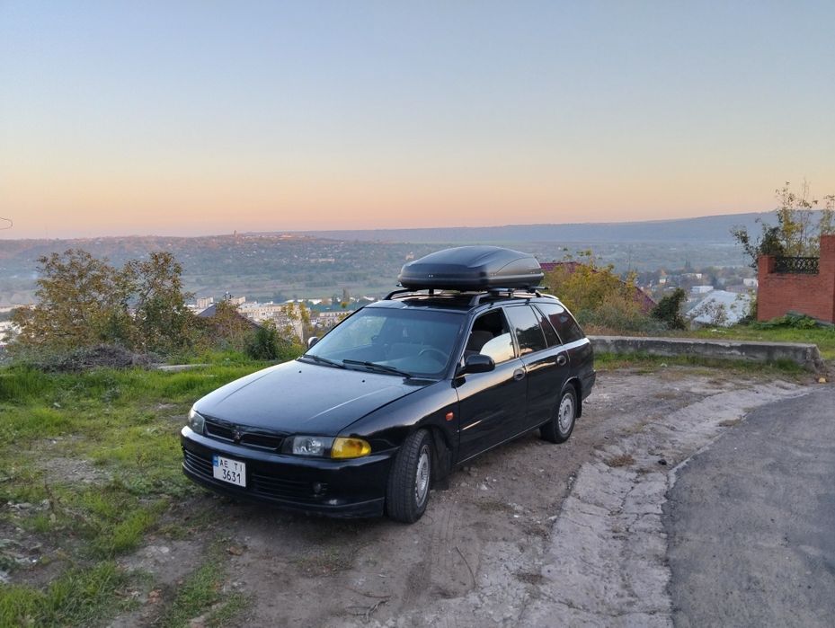 Лансер универсал