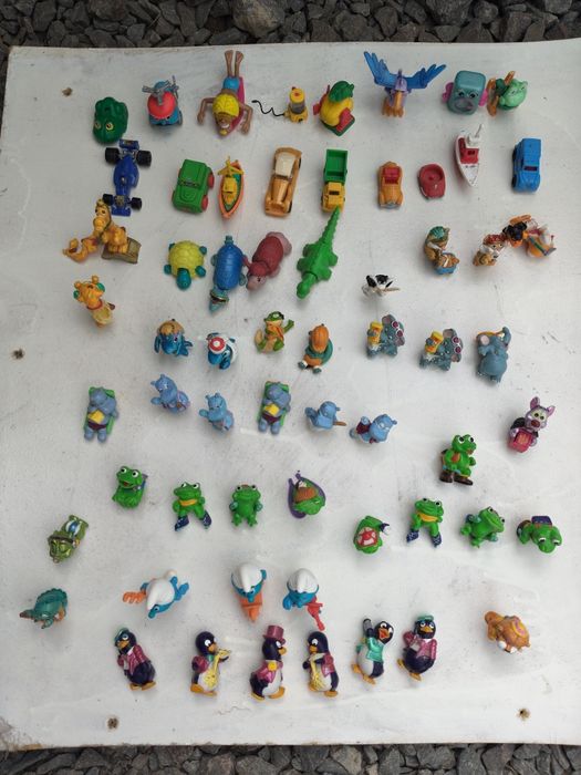 Фігурки Kinder Surprise