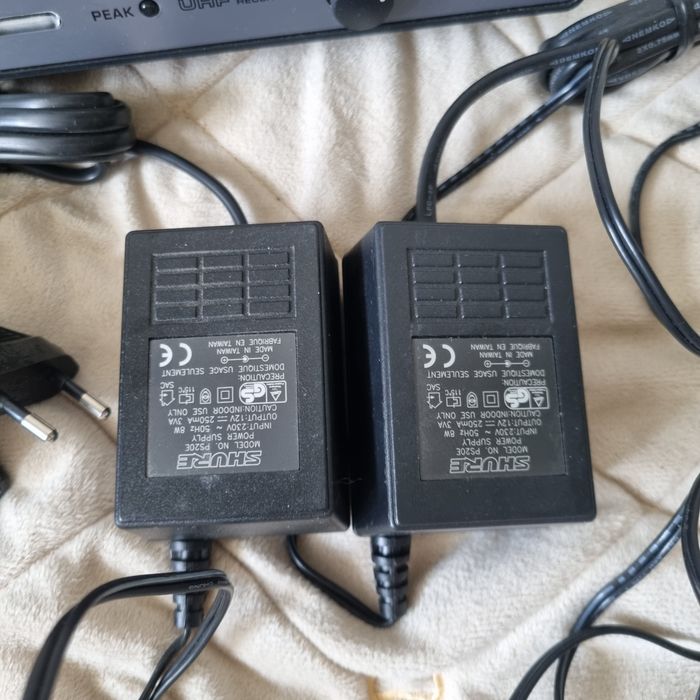 Shure UT4A + zasilacz Shure PS20E (2 komplety)