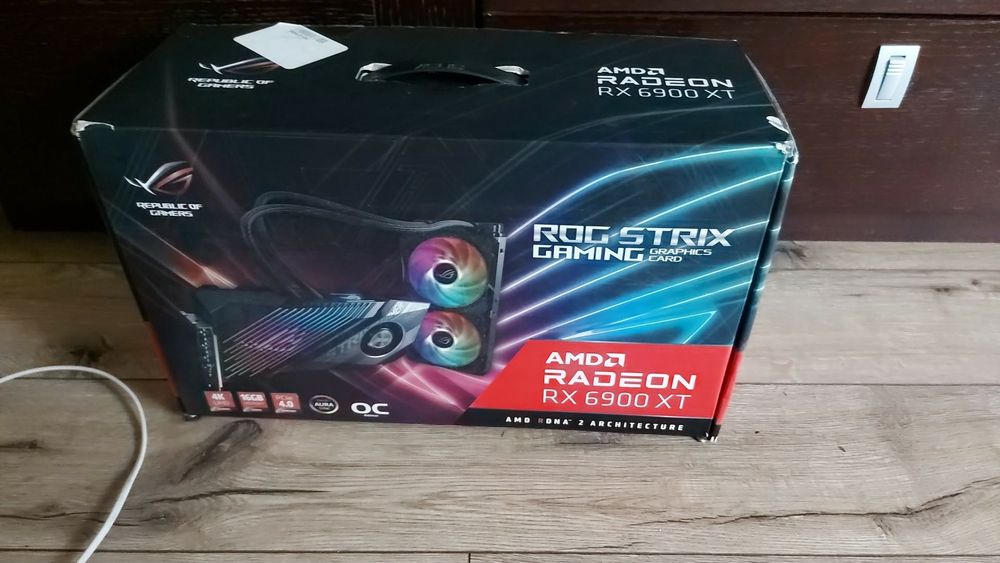 ASUS ROG Strix LC Radeon RX 6900 XT OC Edition 16GB GDDR6,