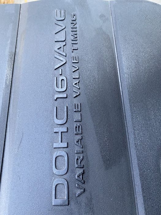 Mazda 3 bk 2.0 бенз кришка двигуна