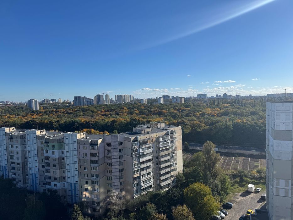 Подільський район, вул. Тираспольська 52, ЖК «Місто Квітів».