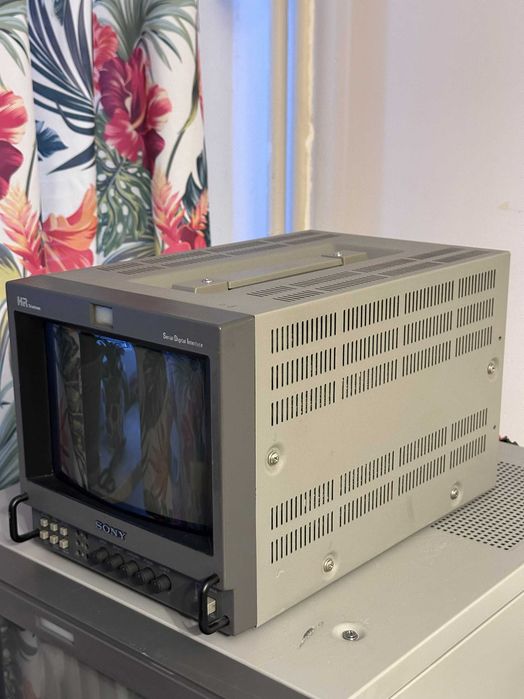 Monitor CRT Sony Trinitron BVM-9044D