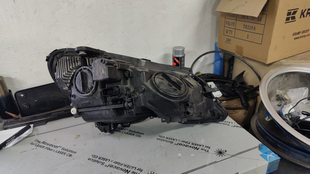 Lampy W212 MERCEDES ILS skrętne Bi-Xenon