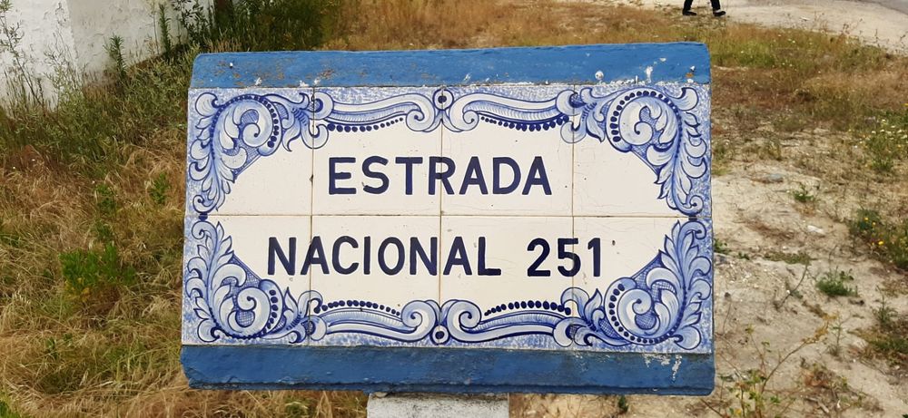 Excelente moradia em Branca Coruche   licenciada