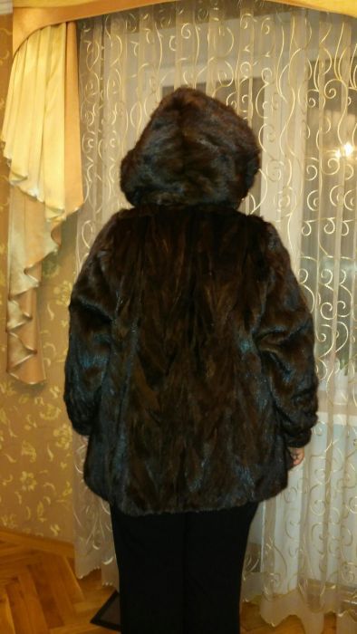 Шуба норкова, розмір 54-58