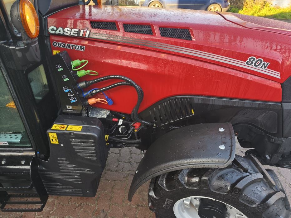 Ciągnik sadowniczy CASE QUANTUM 80N fabrycznie Nowy