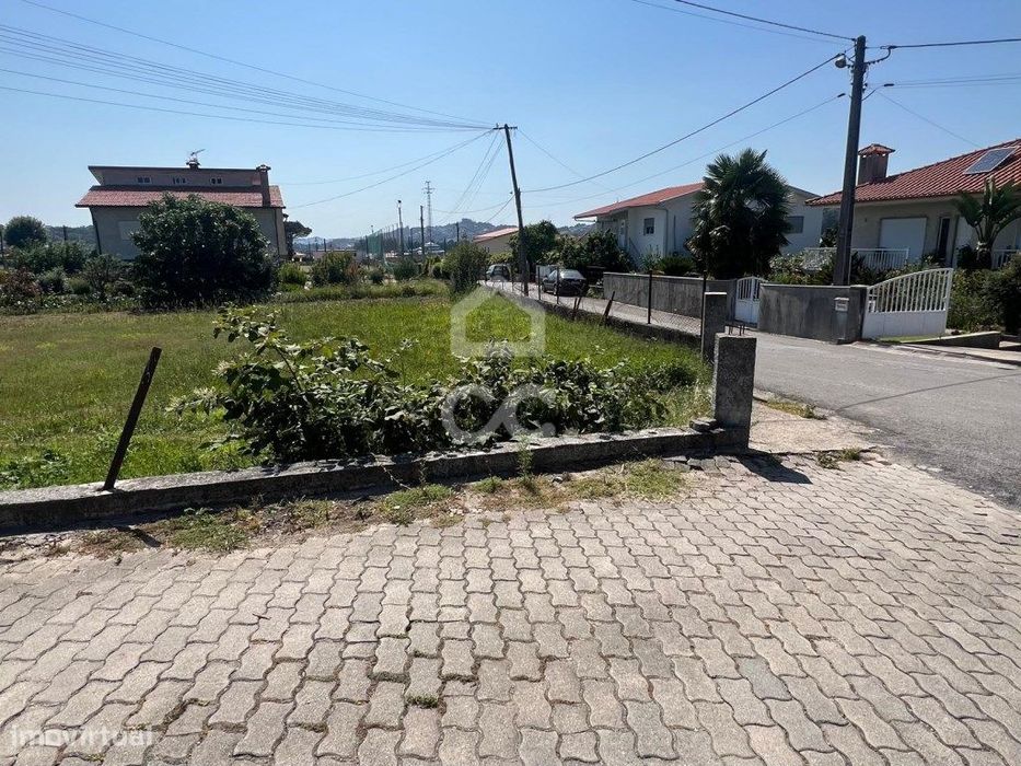 Terreno para construção com 5.076m2 em Telhado