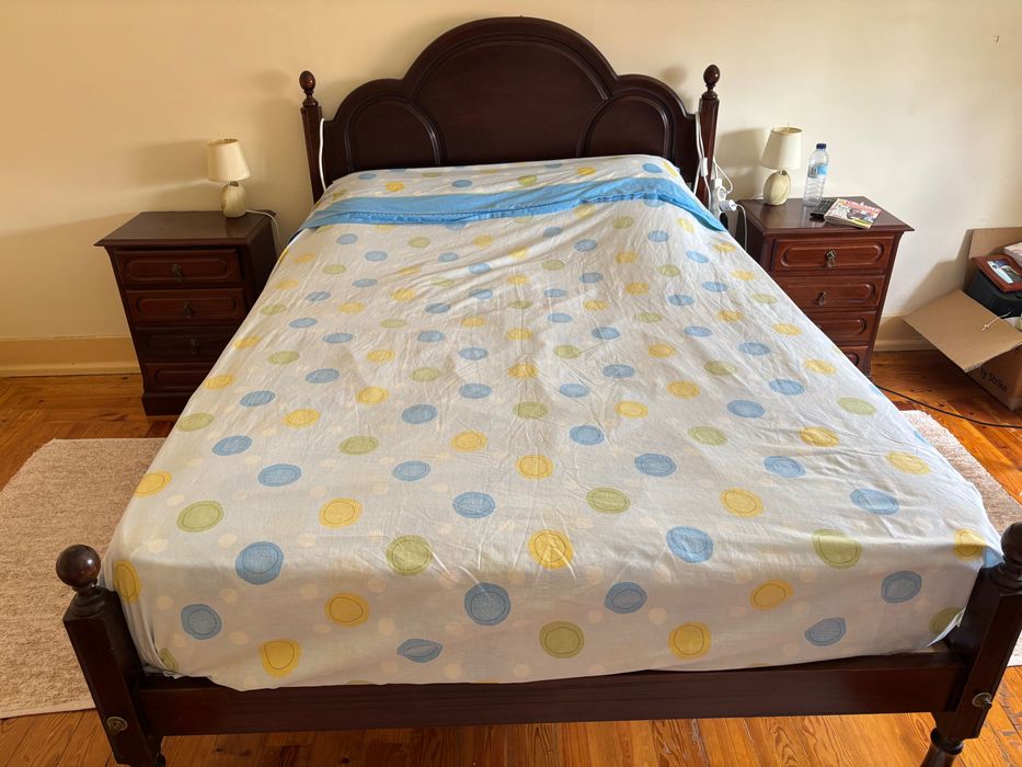 Mobília de quarto sem colchão