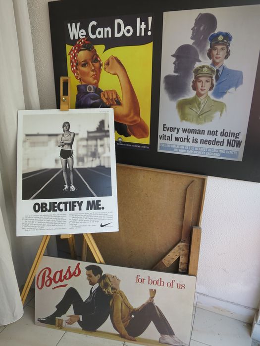 Cartazes/ Posters de estrutura rígida