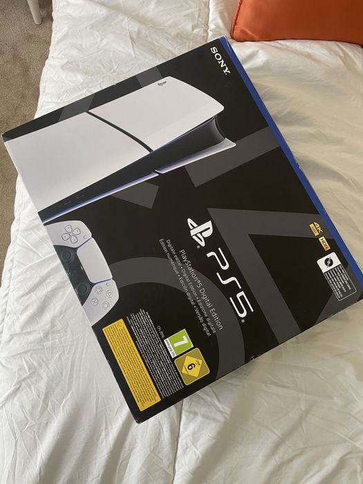 PS 5 com comando