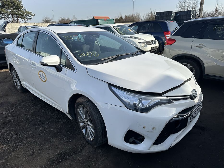 Toyota Avensis silnik 1.6 D-4d 2017r,Anglik z kluczykami