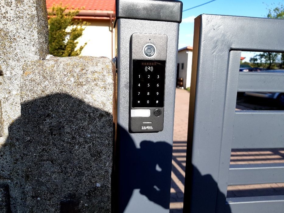 montaż napędów do bram wjazdowych i garażowych domofonów wideofonów
