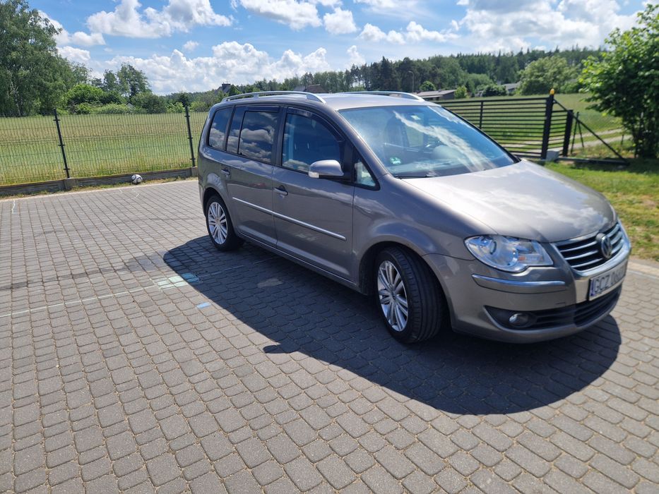 WV Turan 2008r. 7 os. 2.0  170 koni.