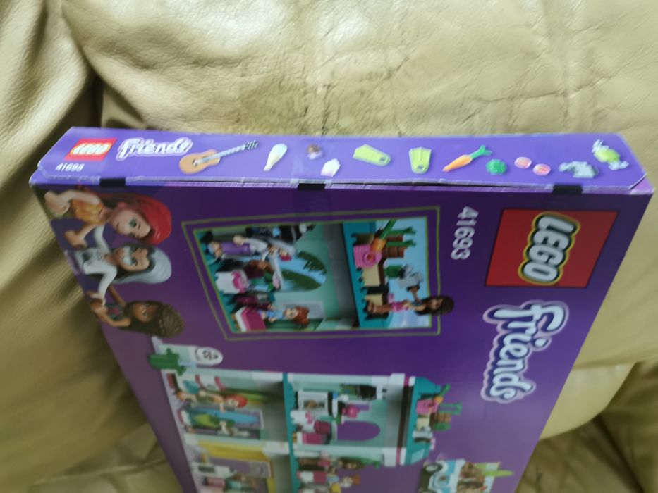 Lego Friends 41693 - Surfer Beachfront