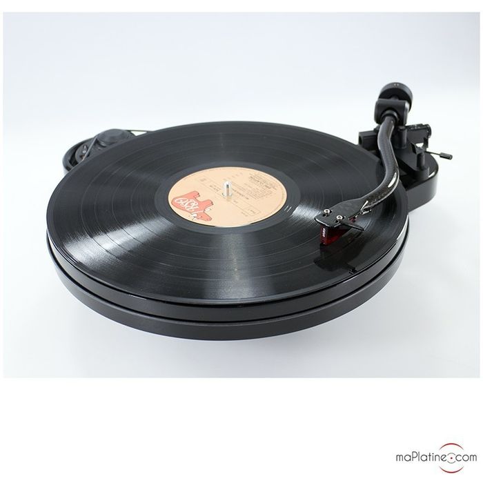 Pro-Ject RPM 1 Carbon, Gira discos