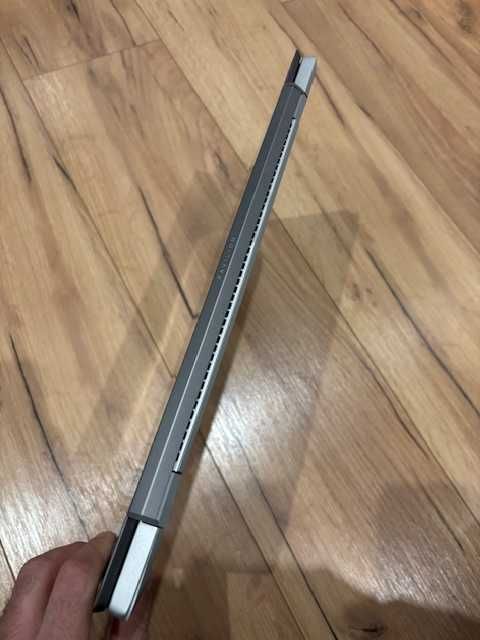HP Pavilion 15.6 i5-1035G1 FHD TouchScreen RAM 12GB WIN 11 / POLECAM /