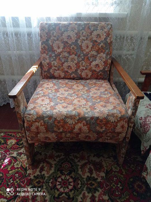 Продам розкладне крісло