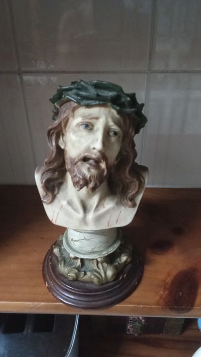 busto devocional do Santo Cristo de Limpias (também conhecido como o Cristo da Agonia).
