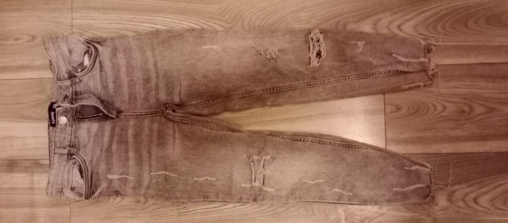 Spodnie jeans w dobrym stanie